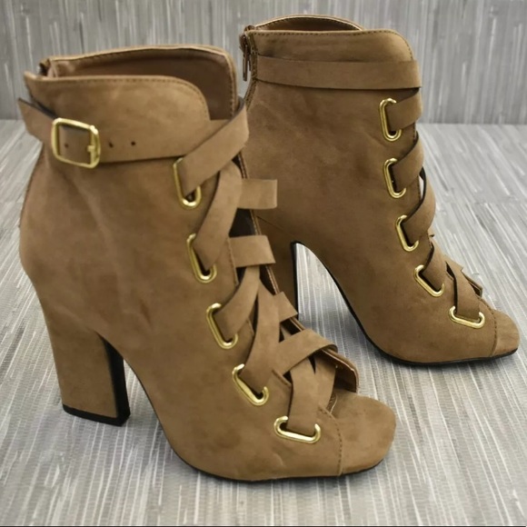 *Peep Toe Booties* - Picture 4 of 7